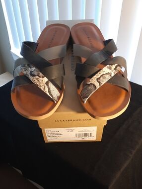 Lucky Brand Black & Snake-Print Crisscross Slide Sandals